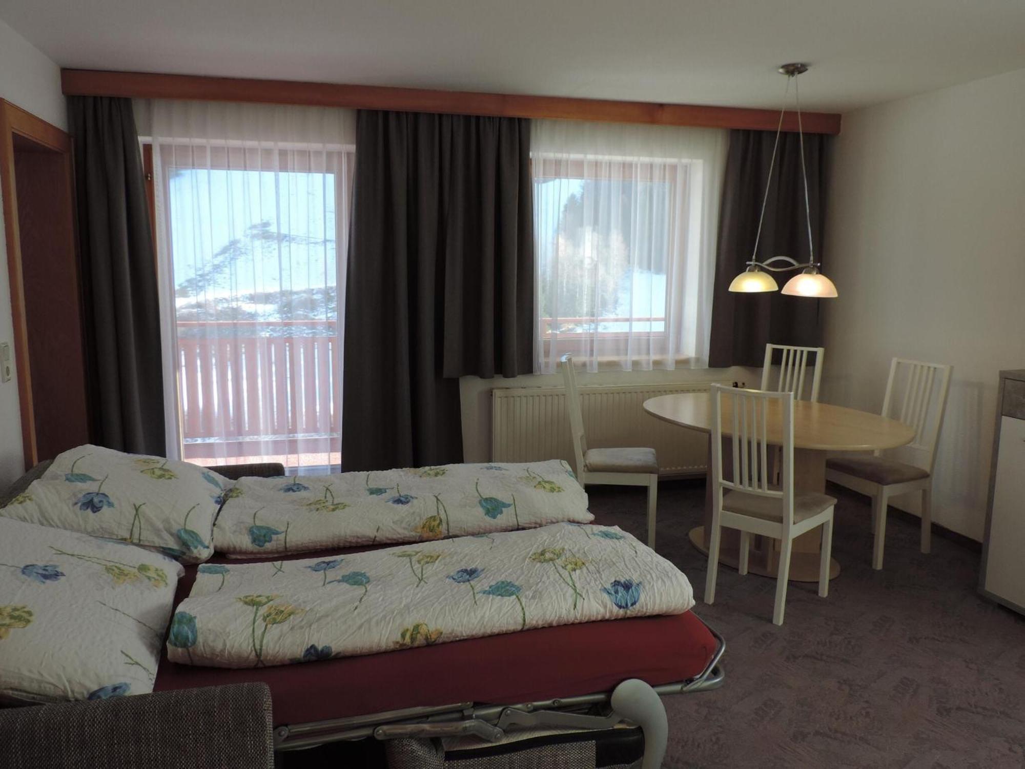 Apartment In Ischgl At The Ski Bus Stop Exterior foto